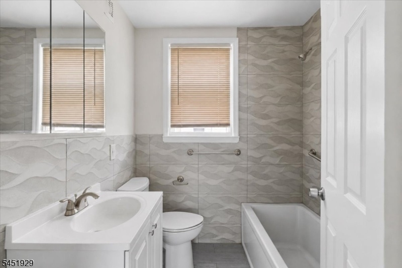 Unit 1 Bath