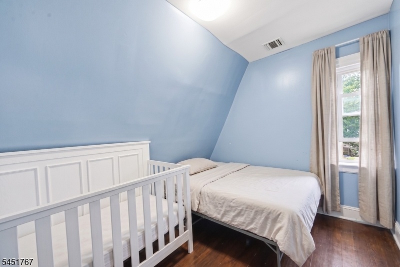 Bedroom Unit 3