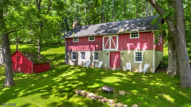 Barn