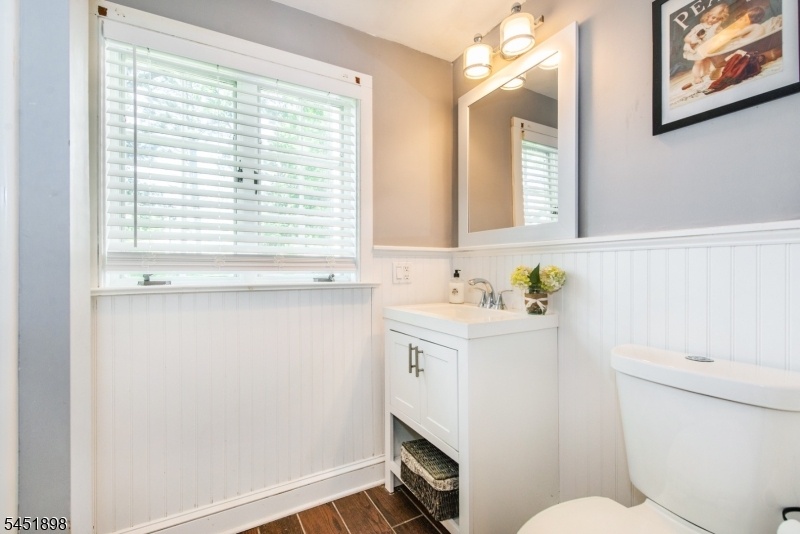 1st Floor Full Bath