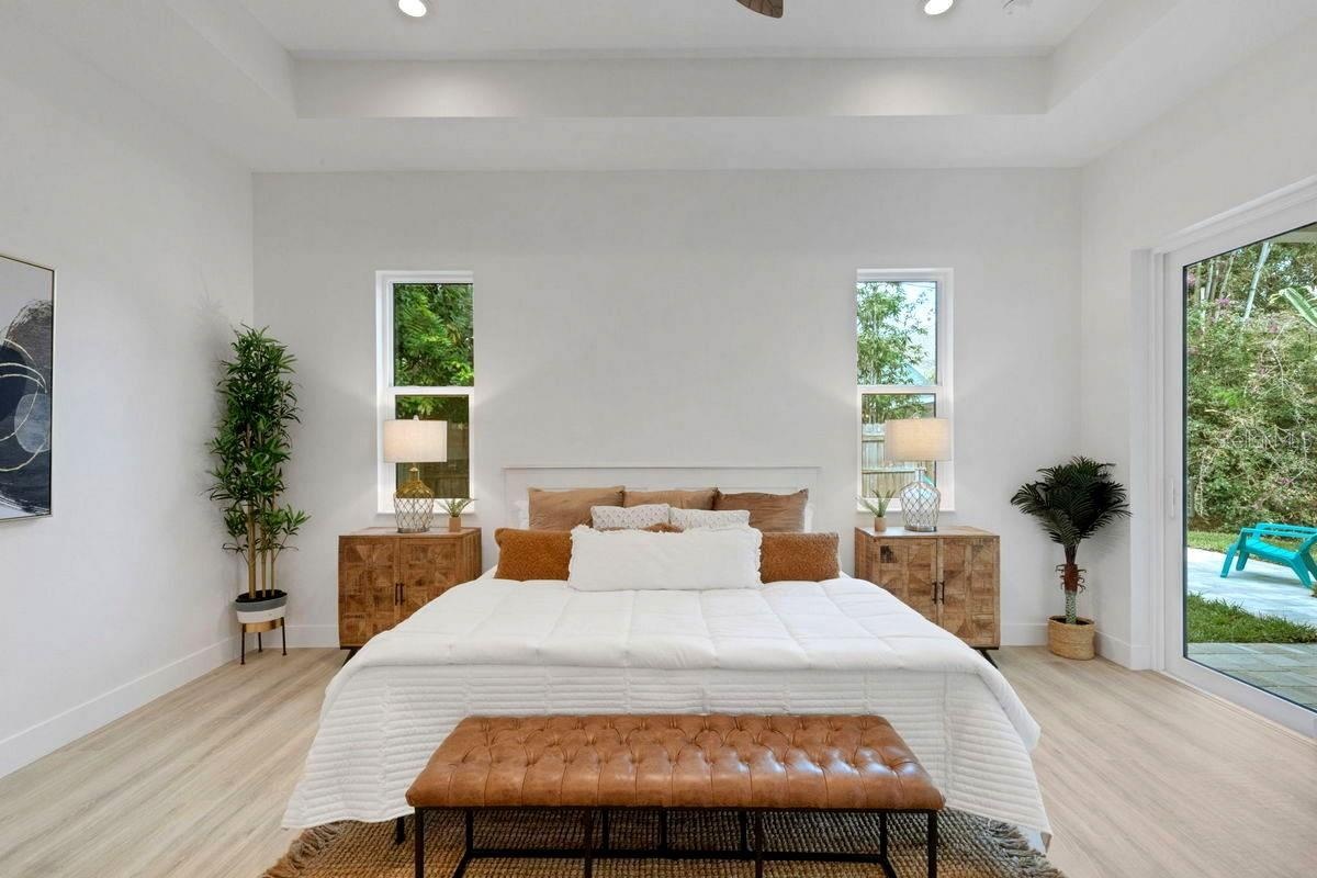 King Bed
