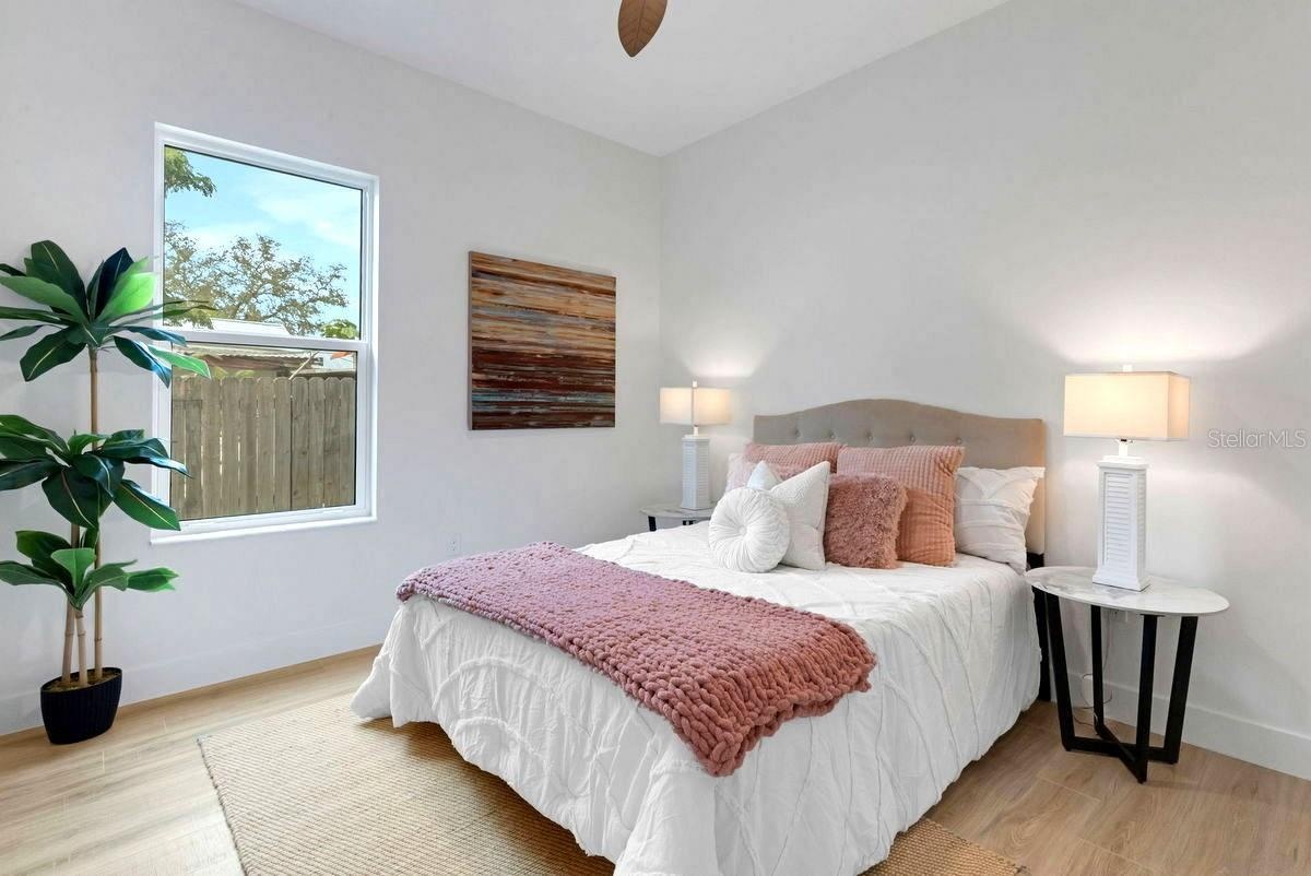 Guest / 2nd Bedroom