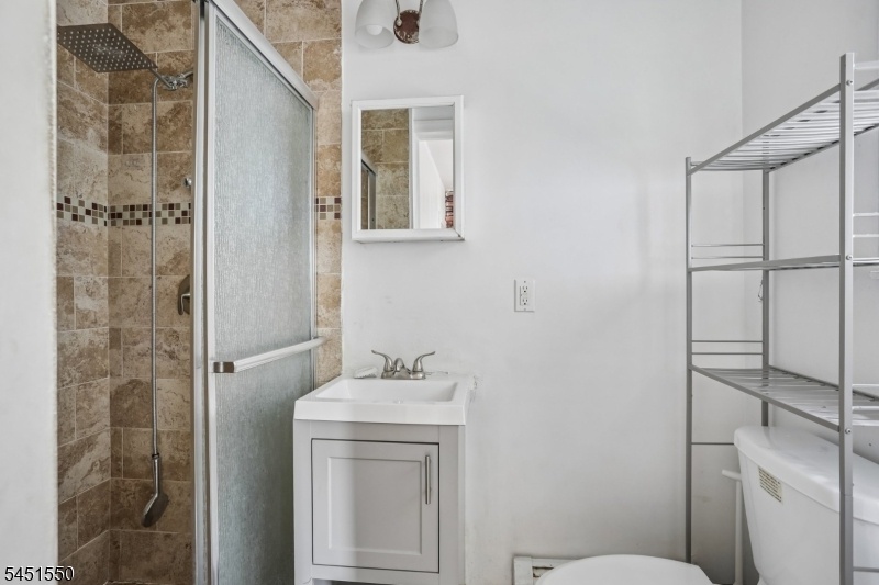 fbath for 1st floor unit