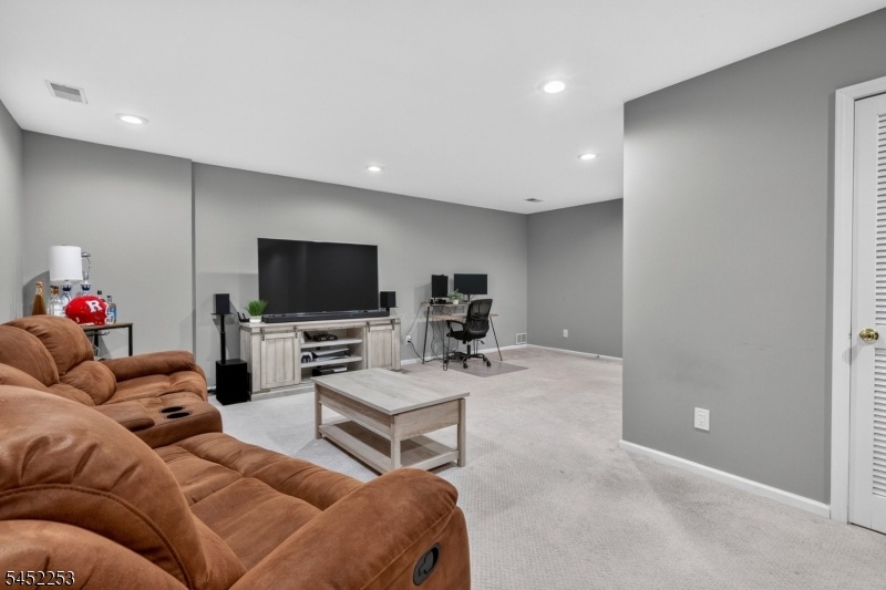 Fin Basement Office/ Media Rm