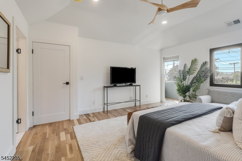 Spacious and Bright