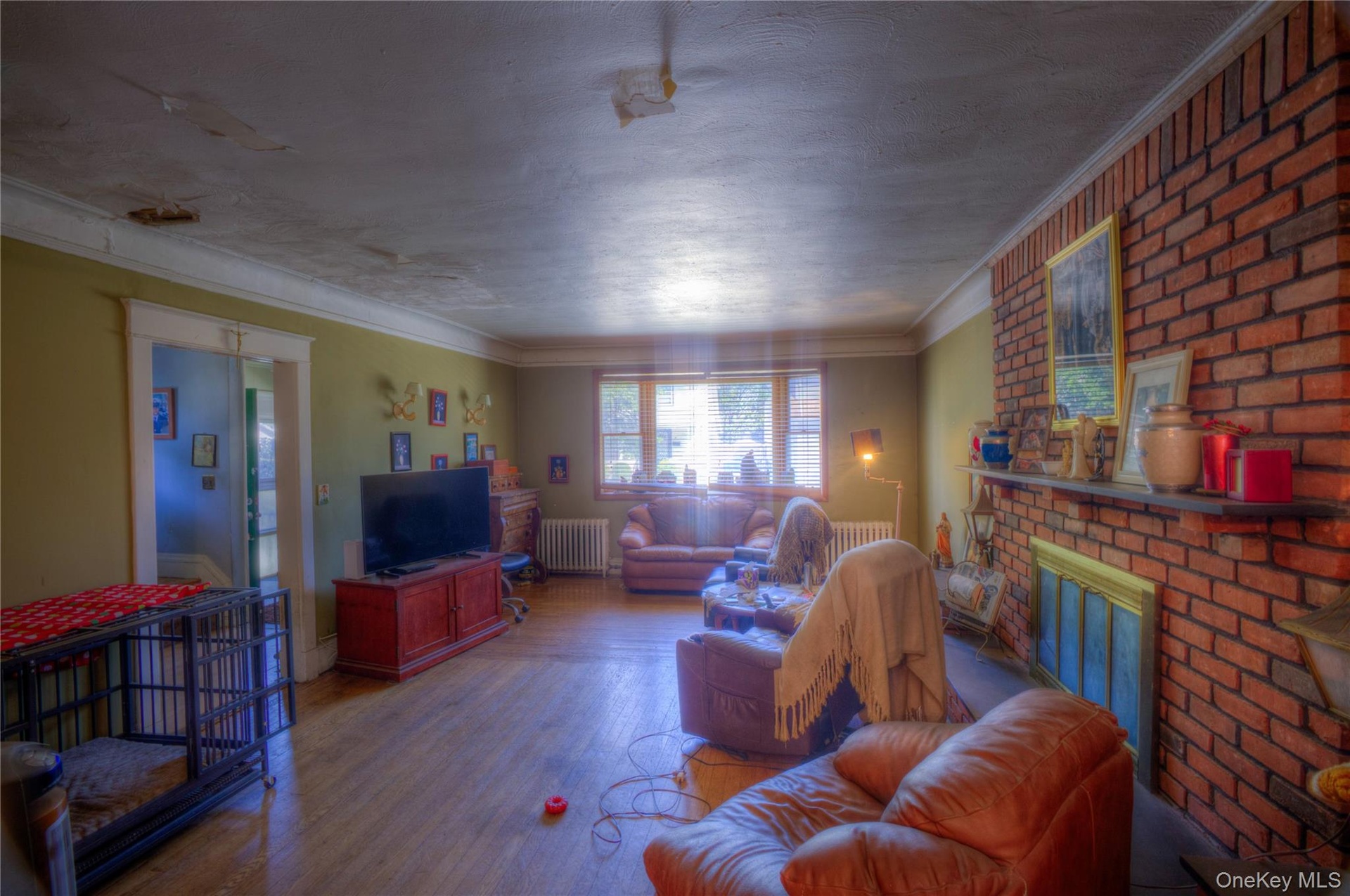 Living Room w/Fireplace