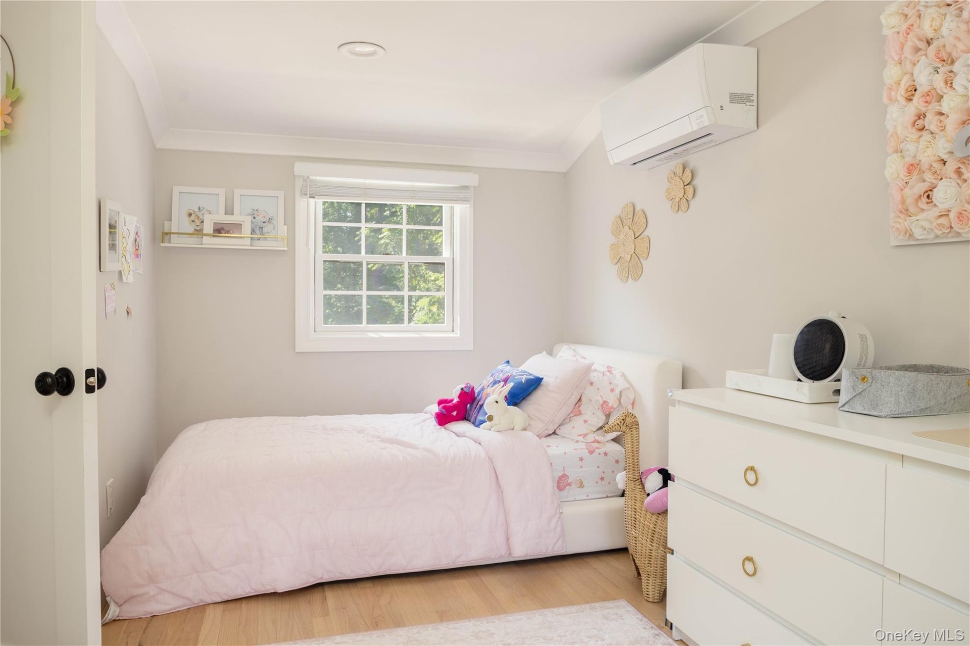 Upstairs bedroom #3