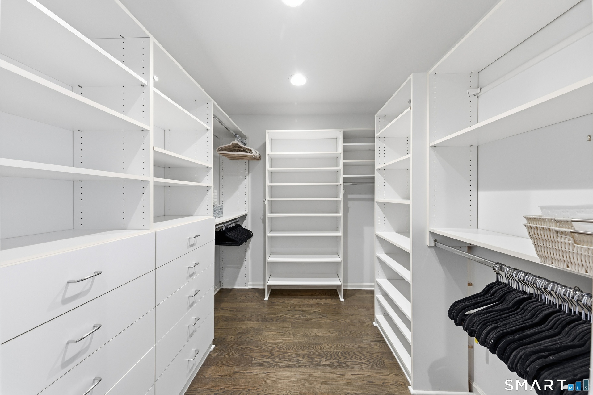 Walk In Closet