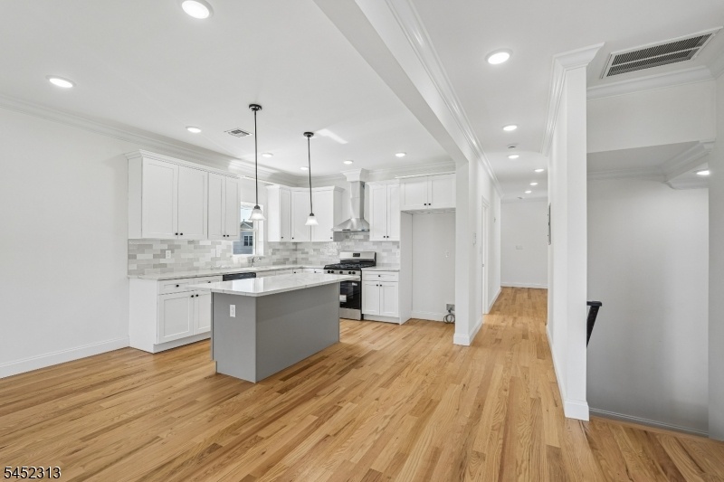 Eat in Kitchen