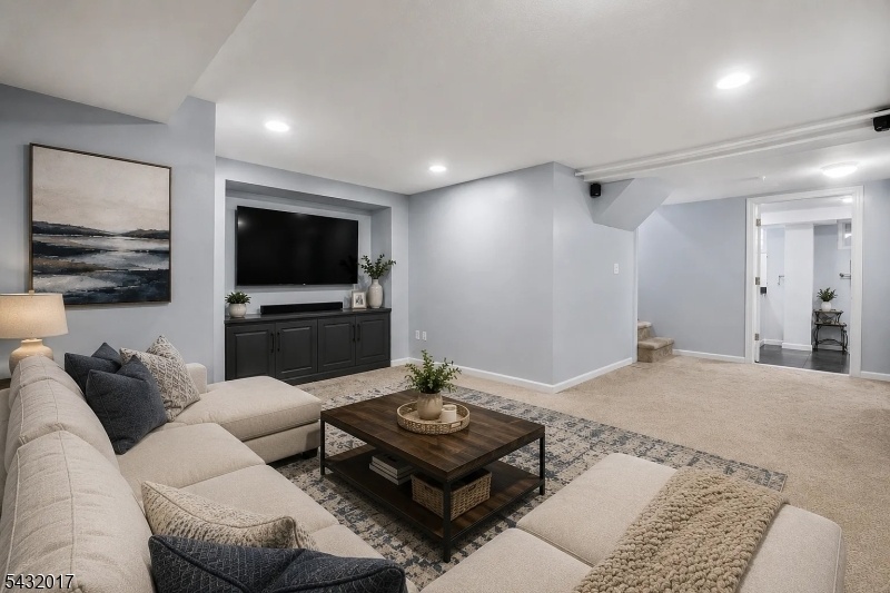 Lower Level Recreation Room