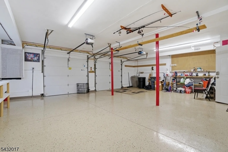 Oversized 2 Car Garage
