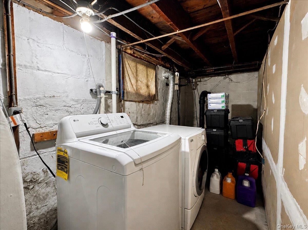 Laundry in Bsement