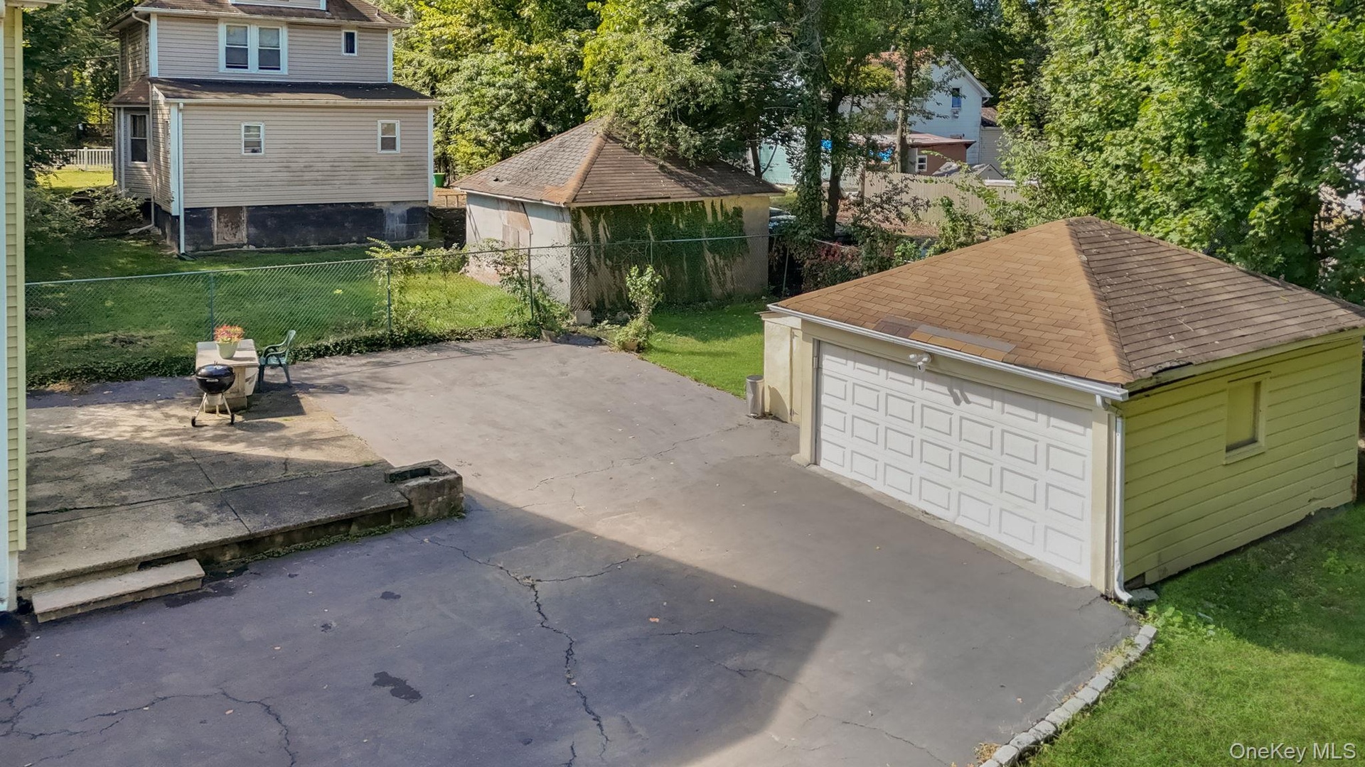 View of detached garage