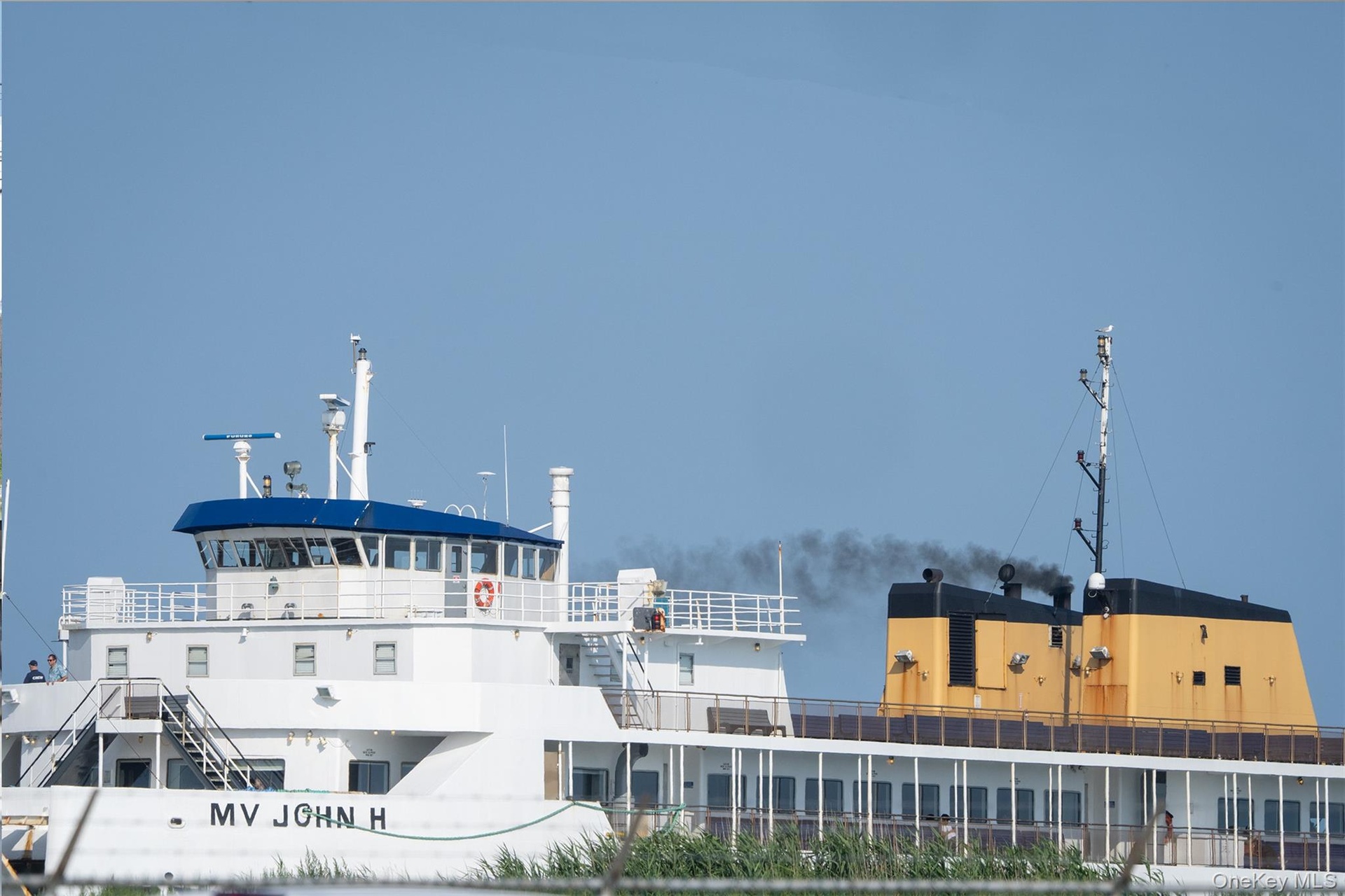Cross Sound Ferry with access to New London CT and the Foxwoods and Mohegan Sun casinos 15 minutes from the Ct ferry landing. Amazing to hear the fog 