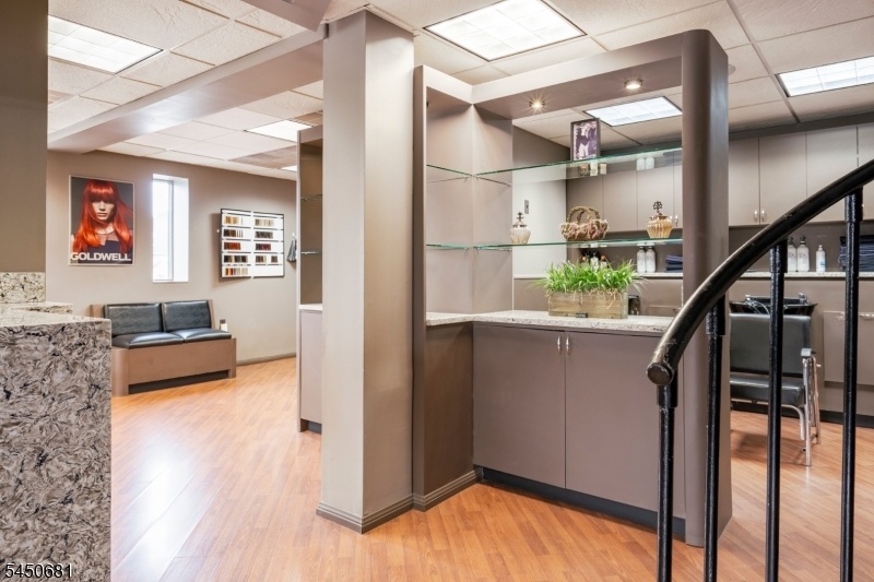 Retail Shelving