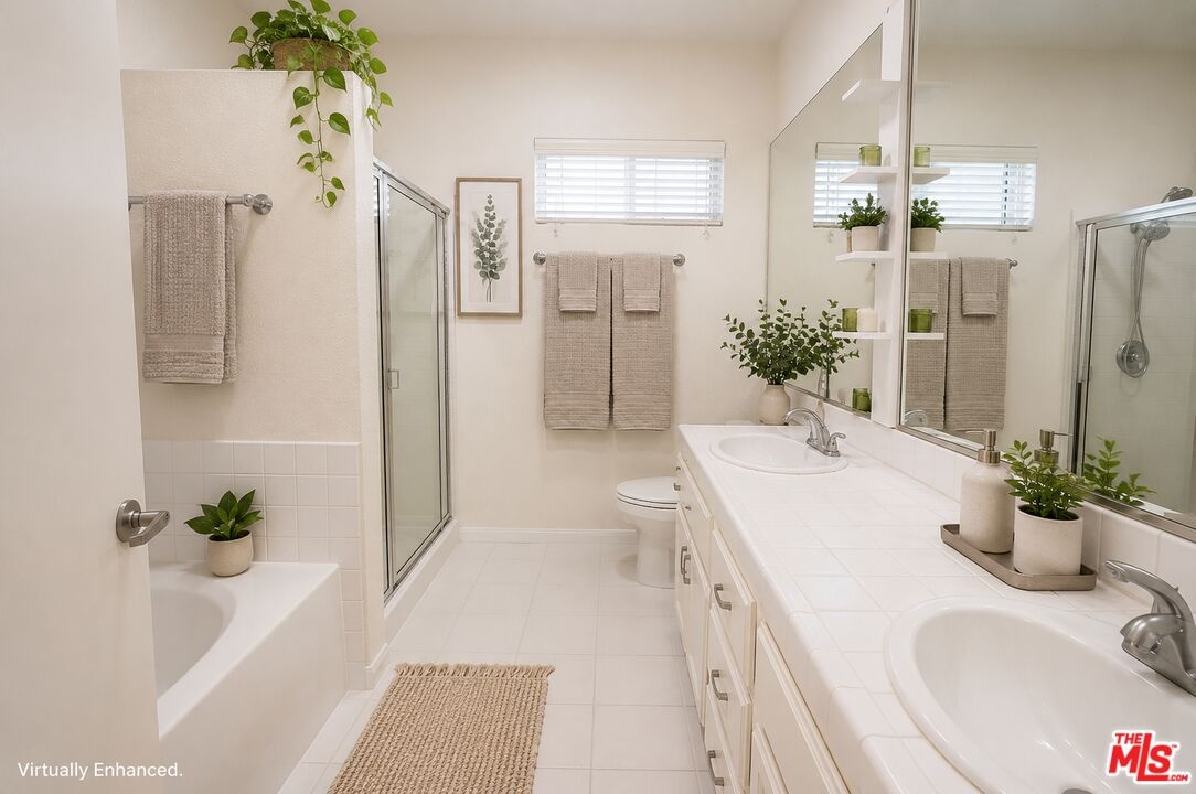 2 of 2 bathrooms