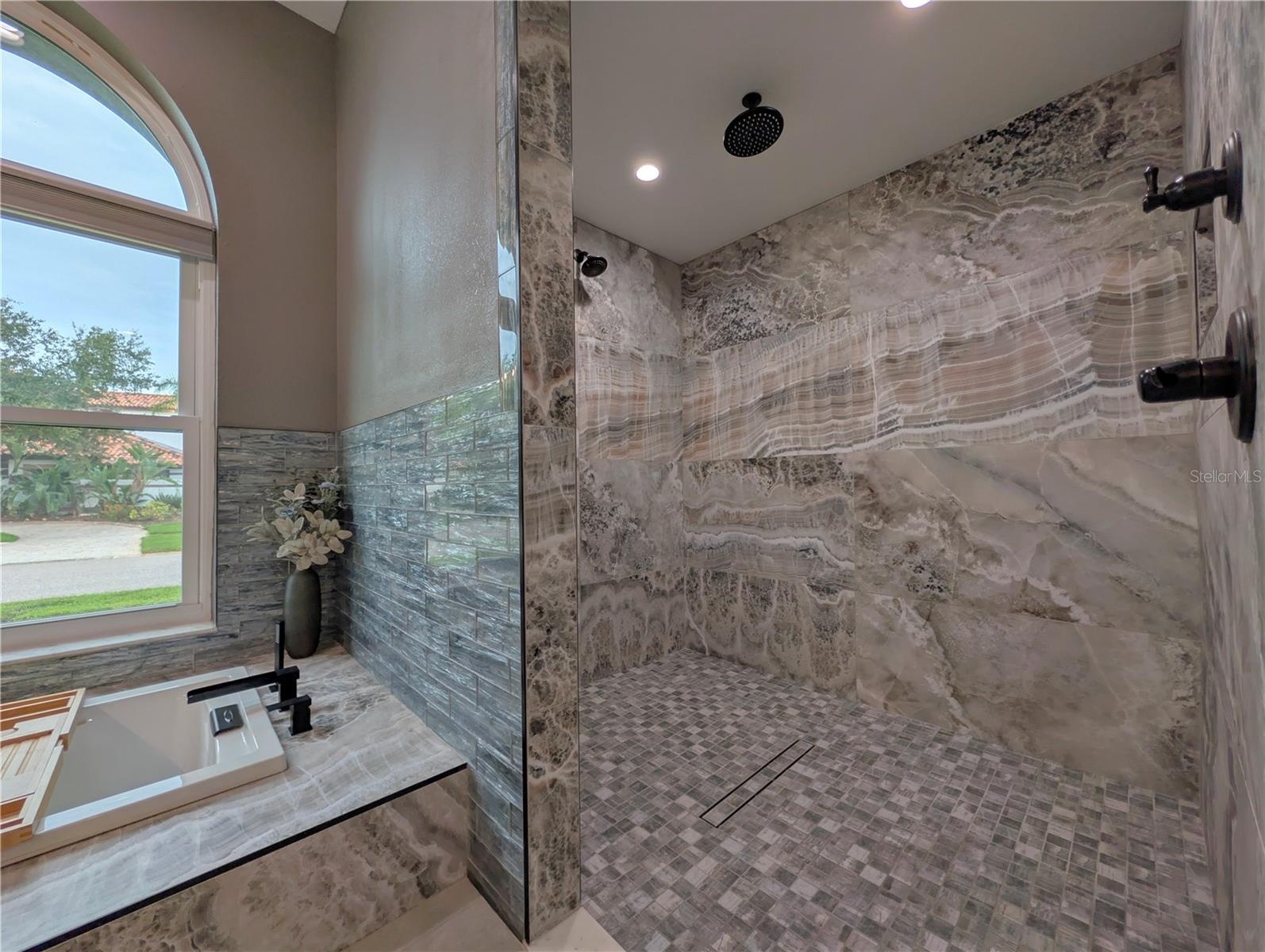 Dual Shower with Rain Shower Head in the Center