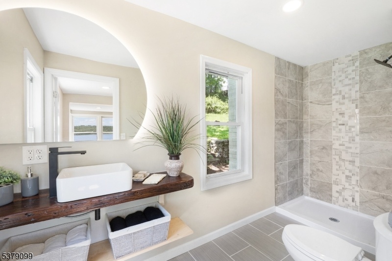 Stunning Primary Bathroom