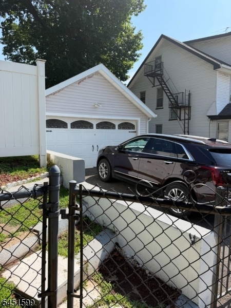 garage