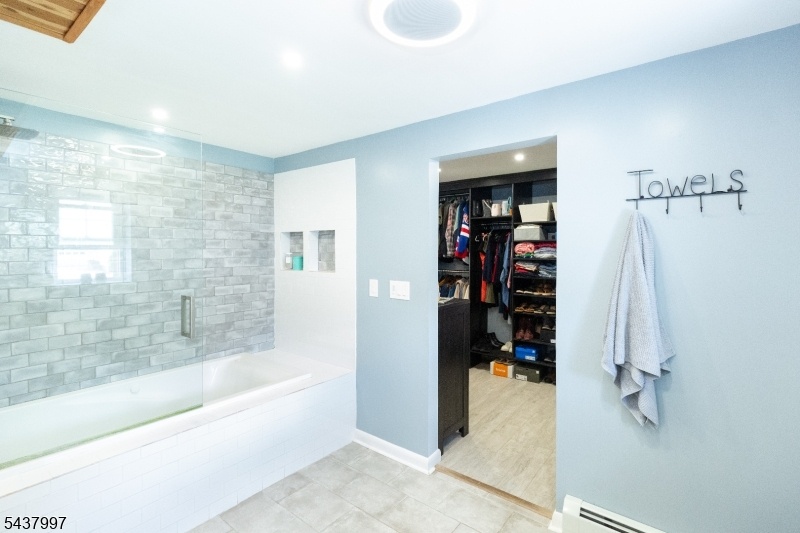 Master En-suite