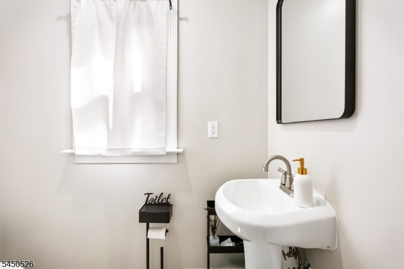 Powder room