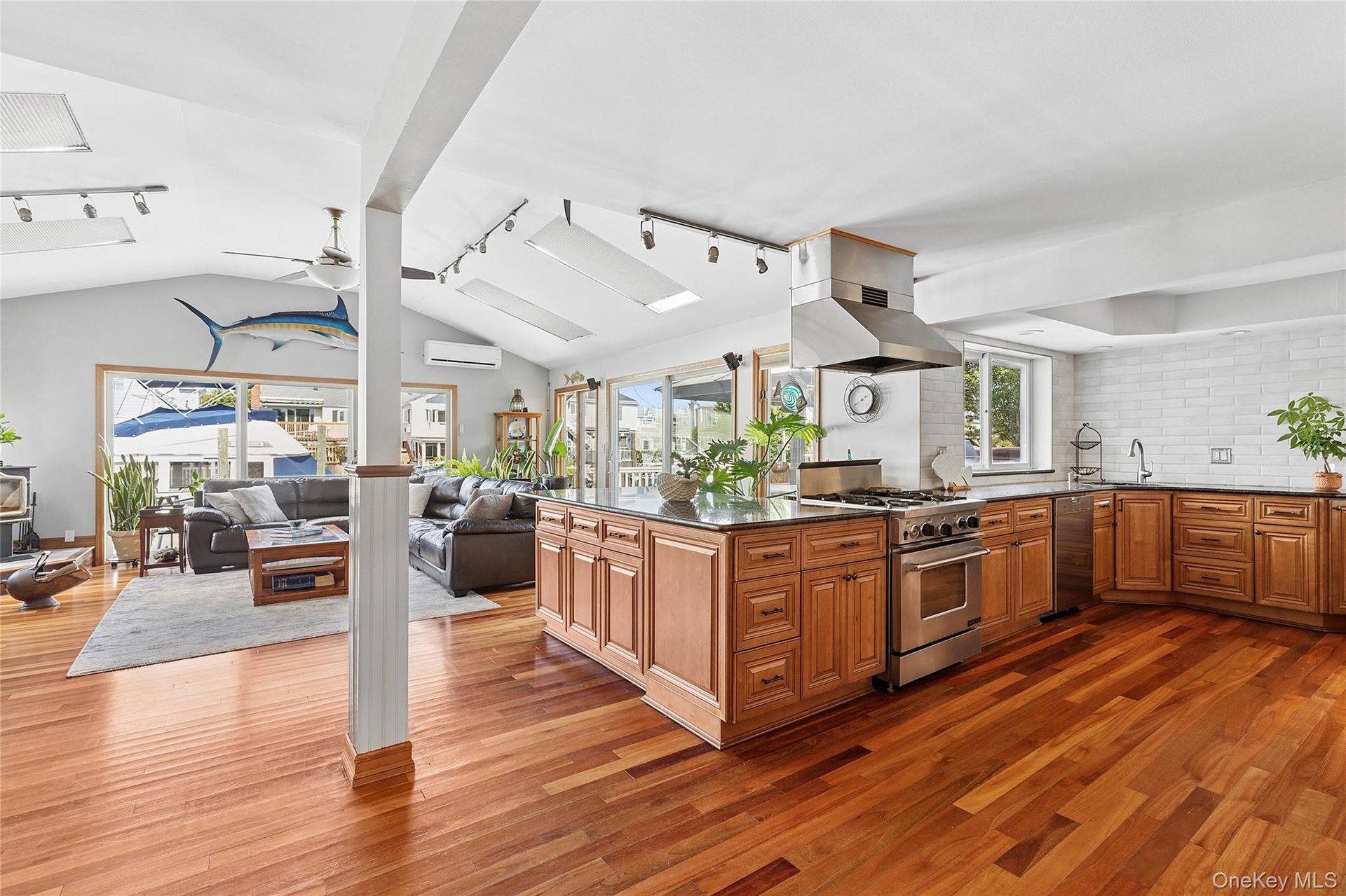 Open Kitchen