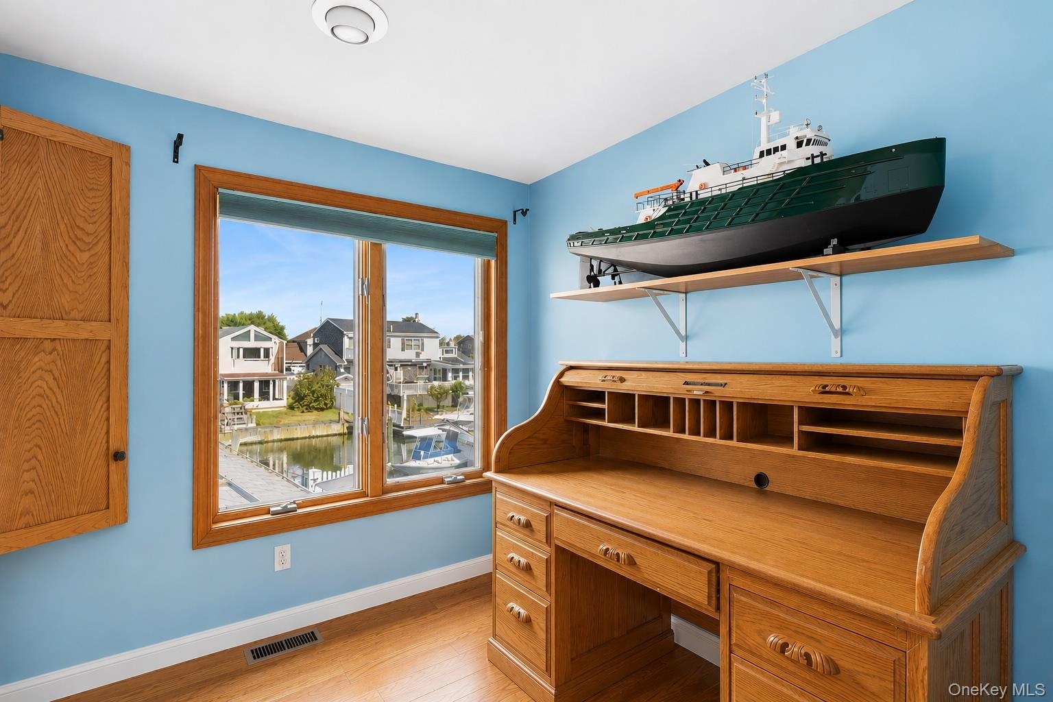 Small office or closet space