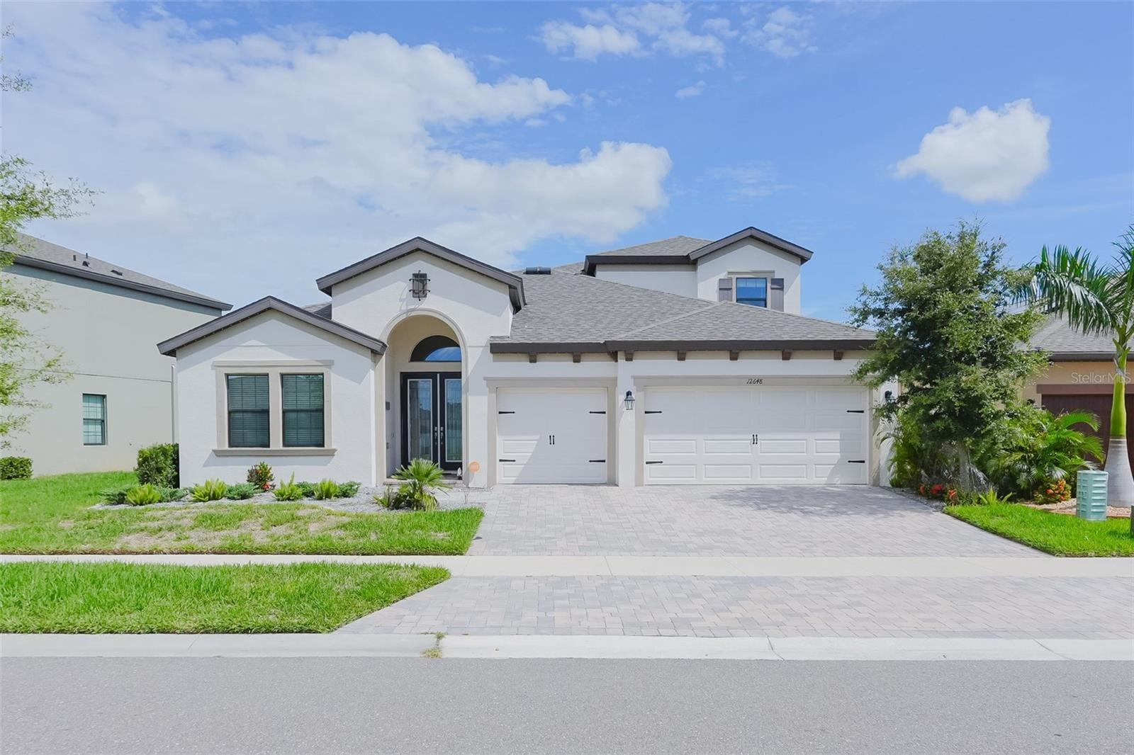 3 car garage front