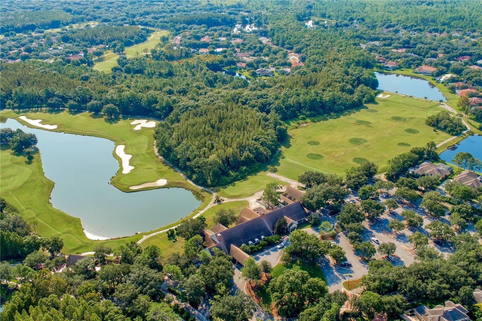 Hunter's Green Country Club is in walking distance