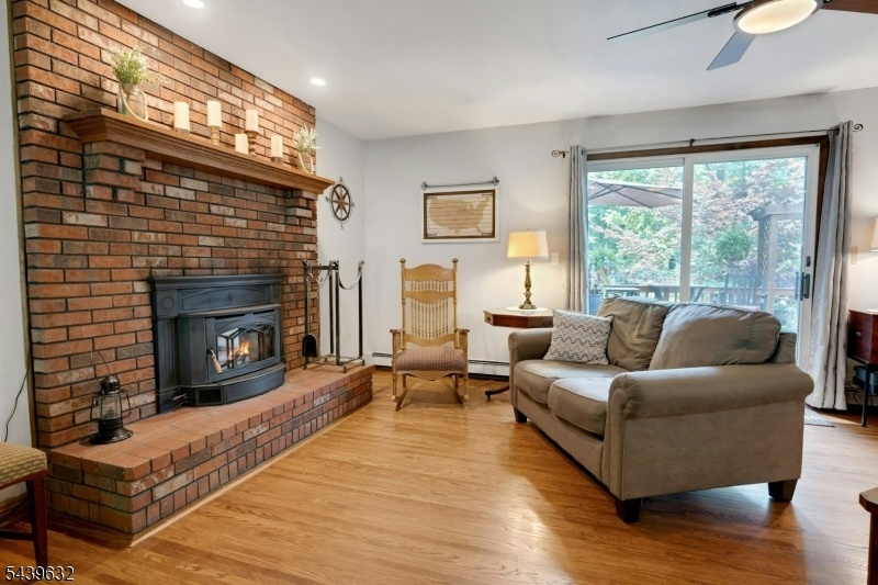 "GREAT ROOM"