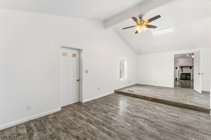 Primary bedroom- 1st fl