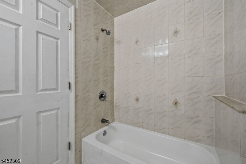 full bath
