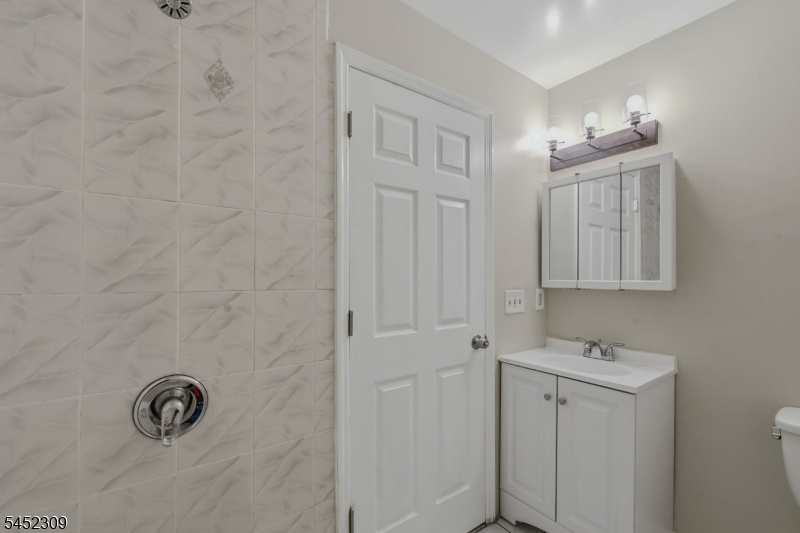Full bathroom