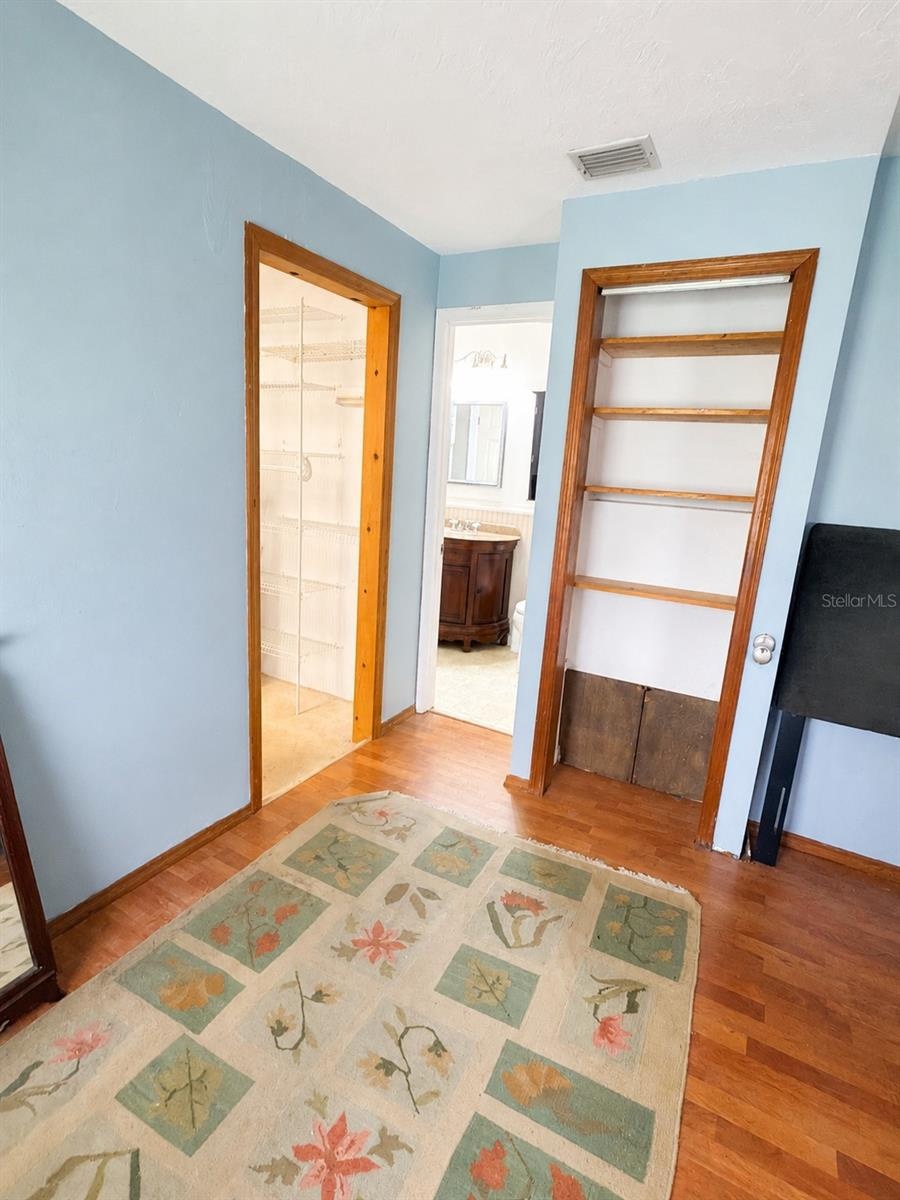 Primary Bedroom En-Suite