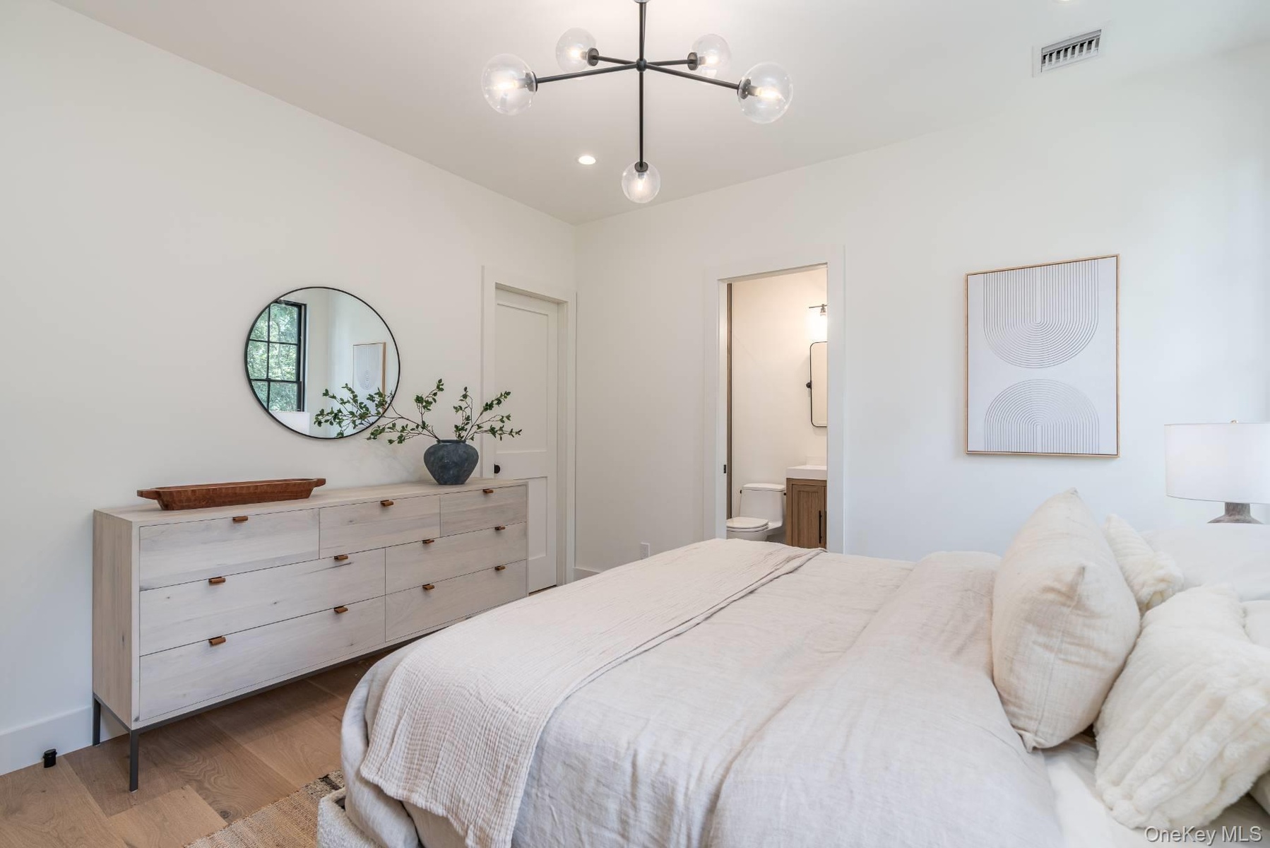 169 N Ferry Road, Shelter Island