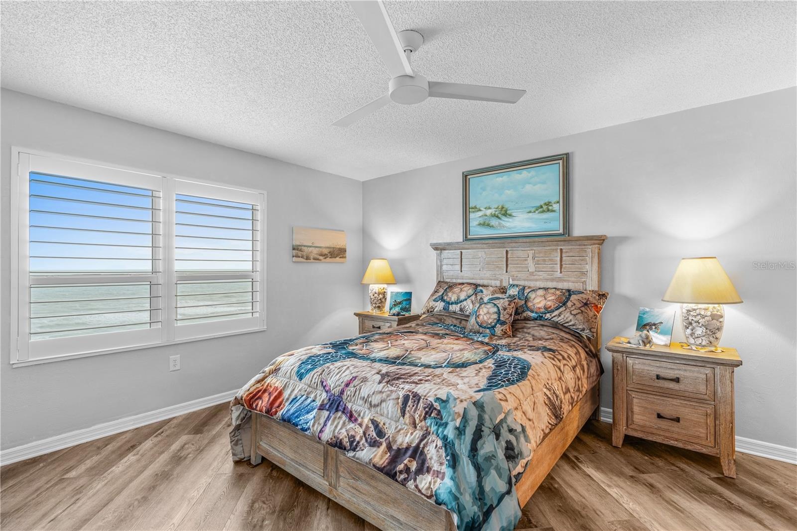Guest Bed 2 with a Ocean view!