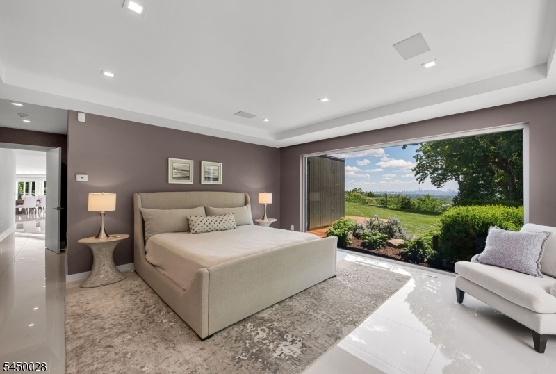 1st Floor Bedroom Suite