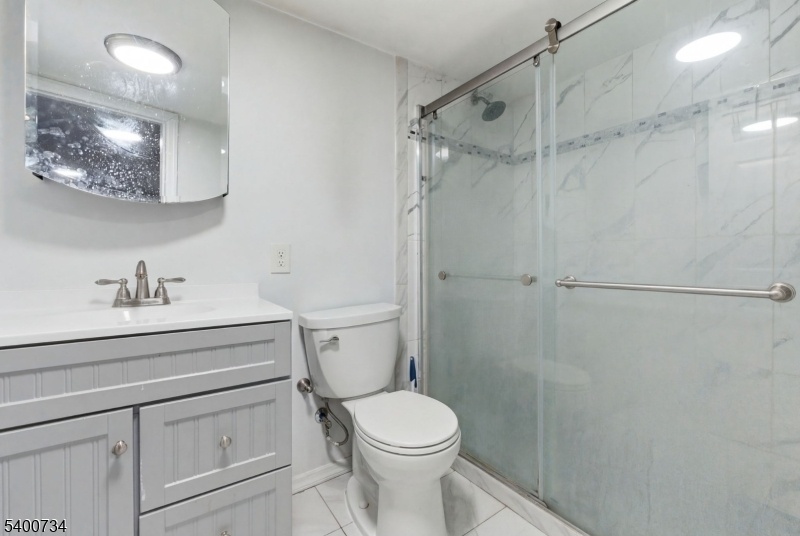 Bathroom #2