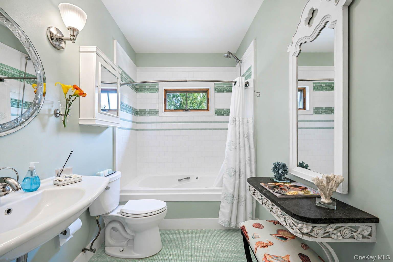 Full bath located on the Main Level