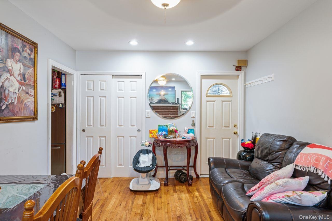 1st floor living room
