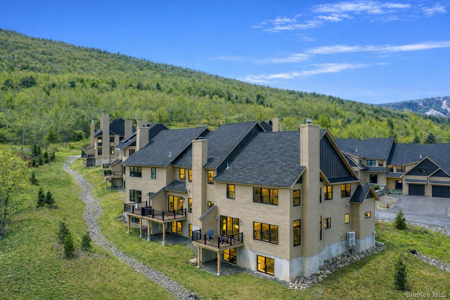 Stonewall Glen Townhomes. This photo has been digitally altered.