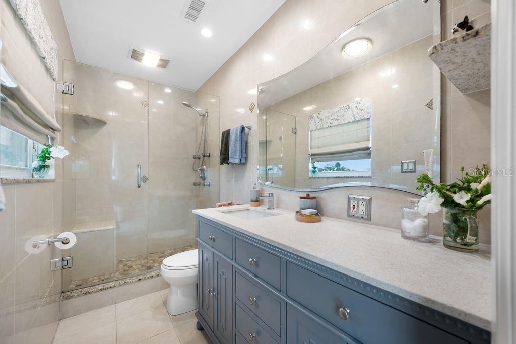 En-Suite Bath with Step In Shower