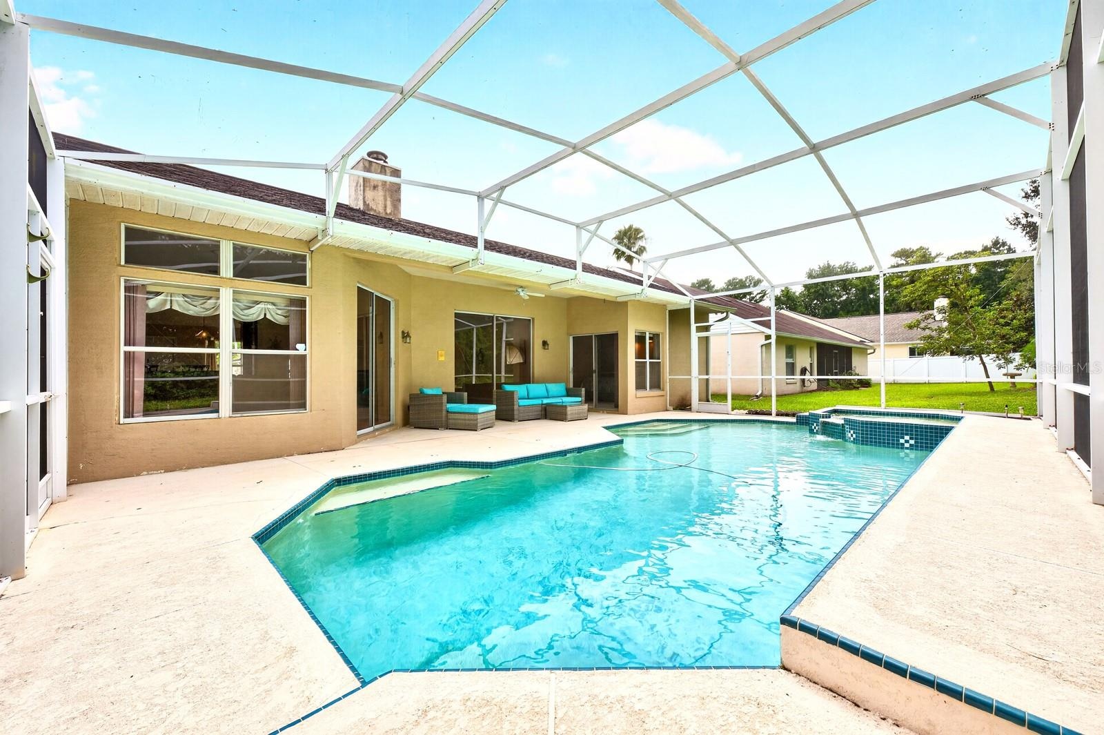 The private pool and spa
