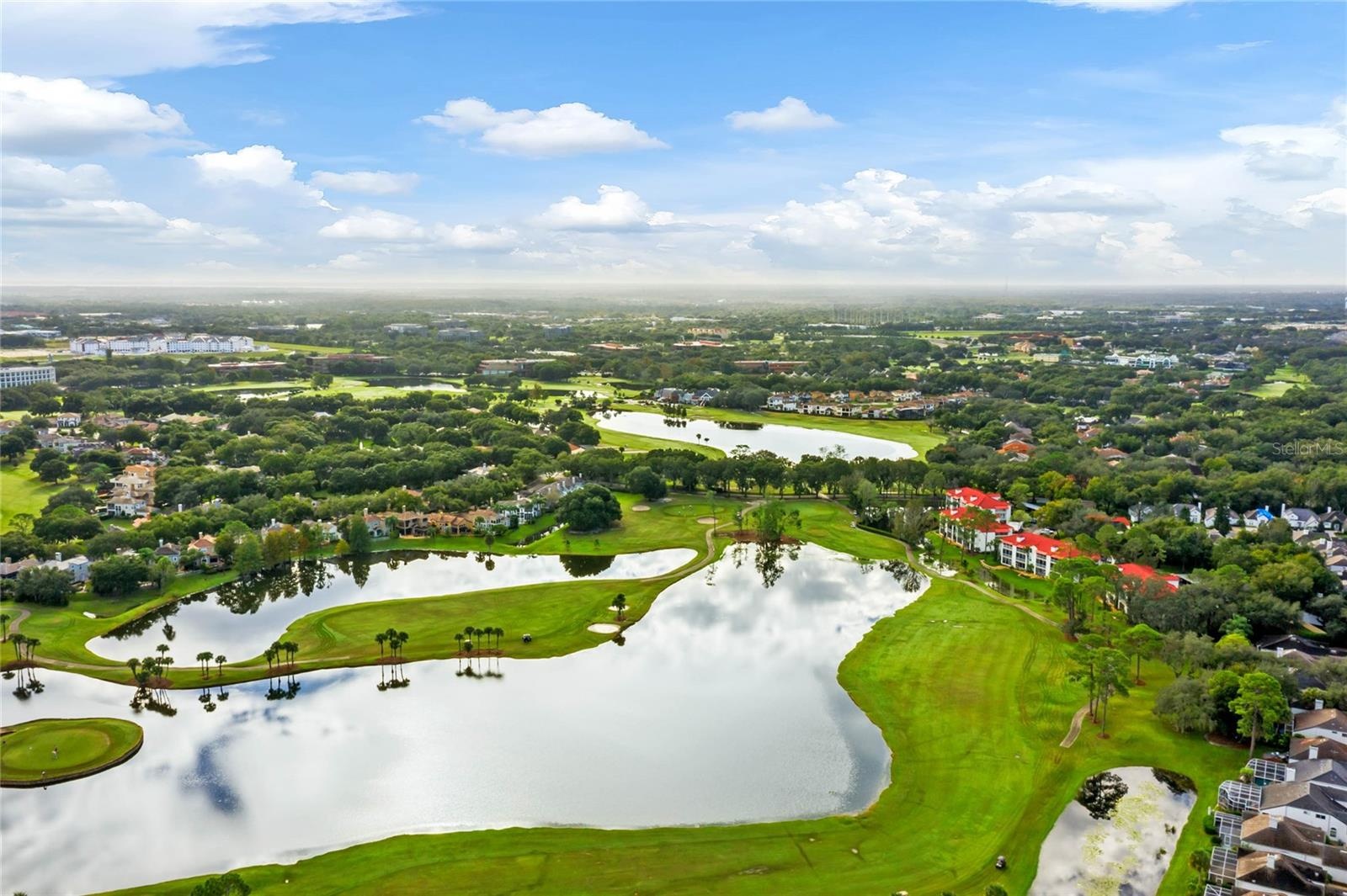 The community is surrounded by the well renowned Heathrow/Legacy Golf