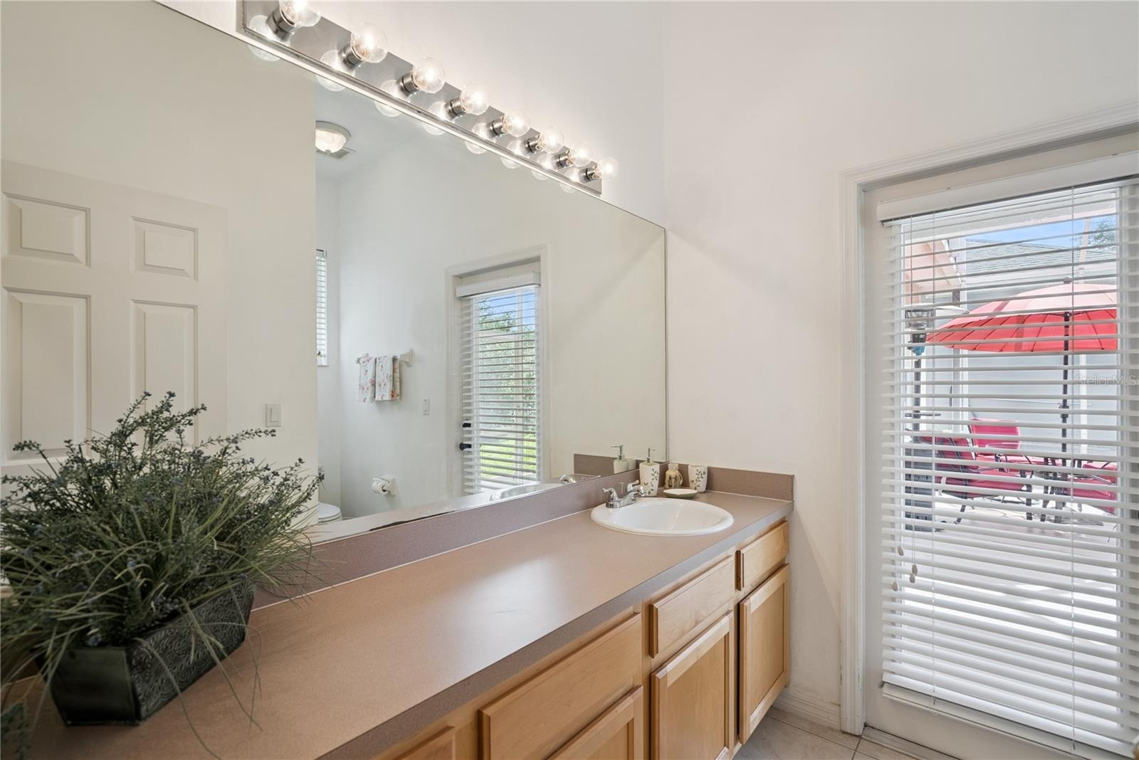 Full bath for two bedrooms & lanai