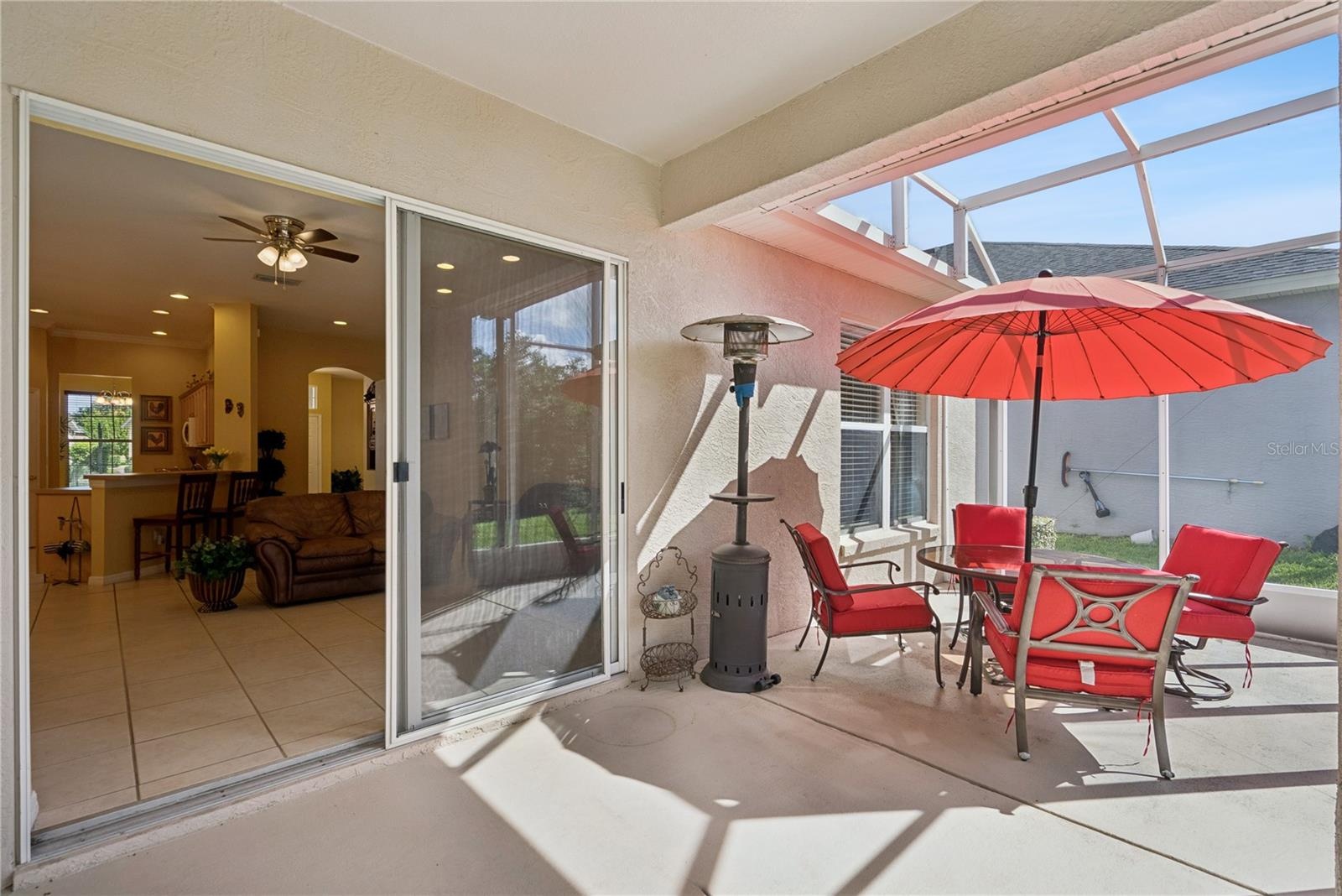 Screened in lanai