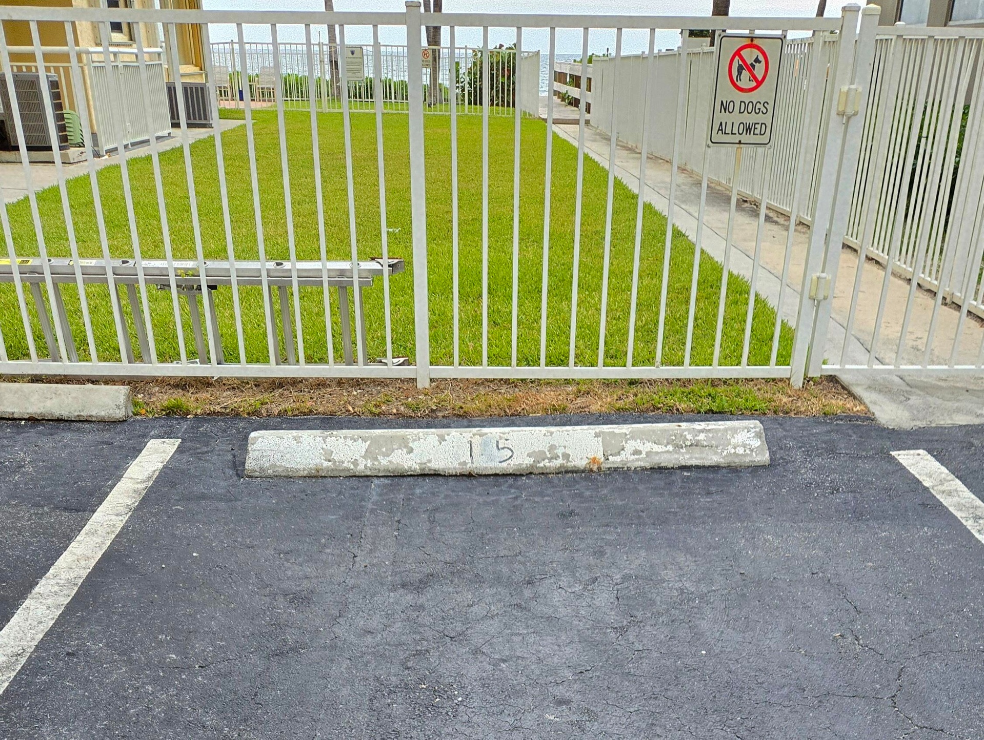 You can walk from parking to patio of the unit straight ahead.