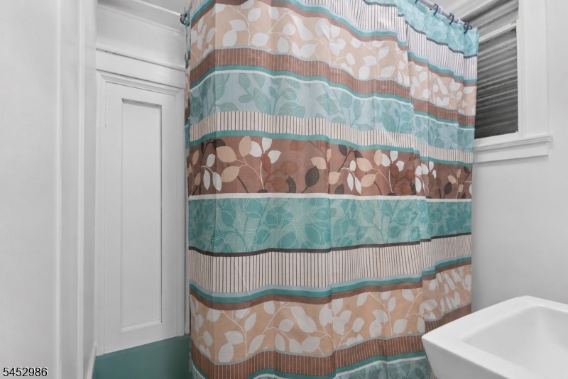 Unit 3 Bathroom