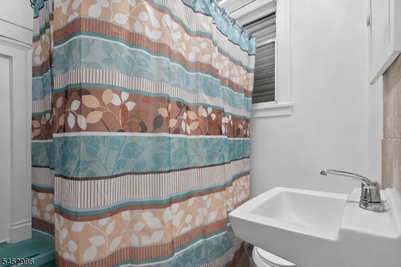 Unit 3 Bathroom