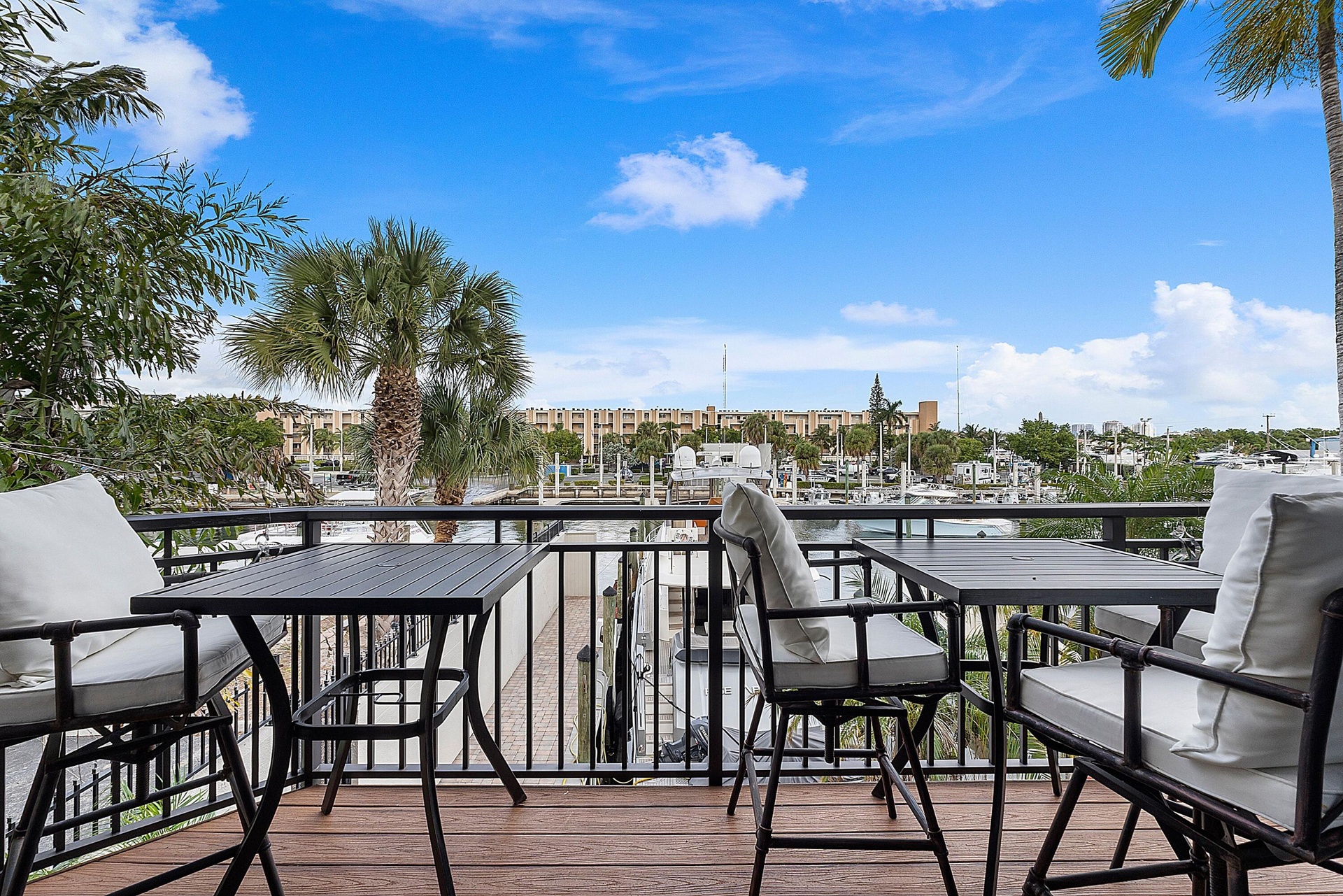 2nd floor balcony